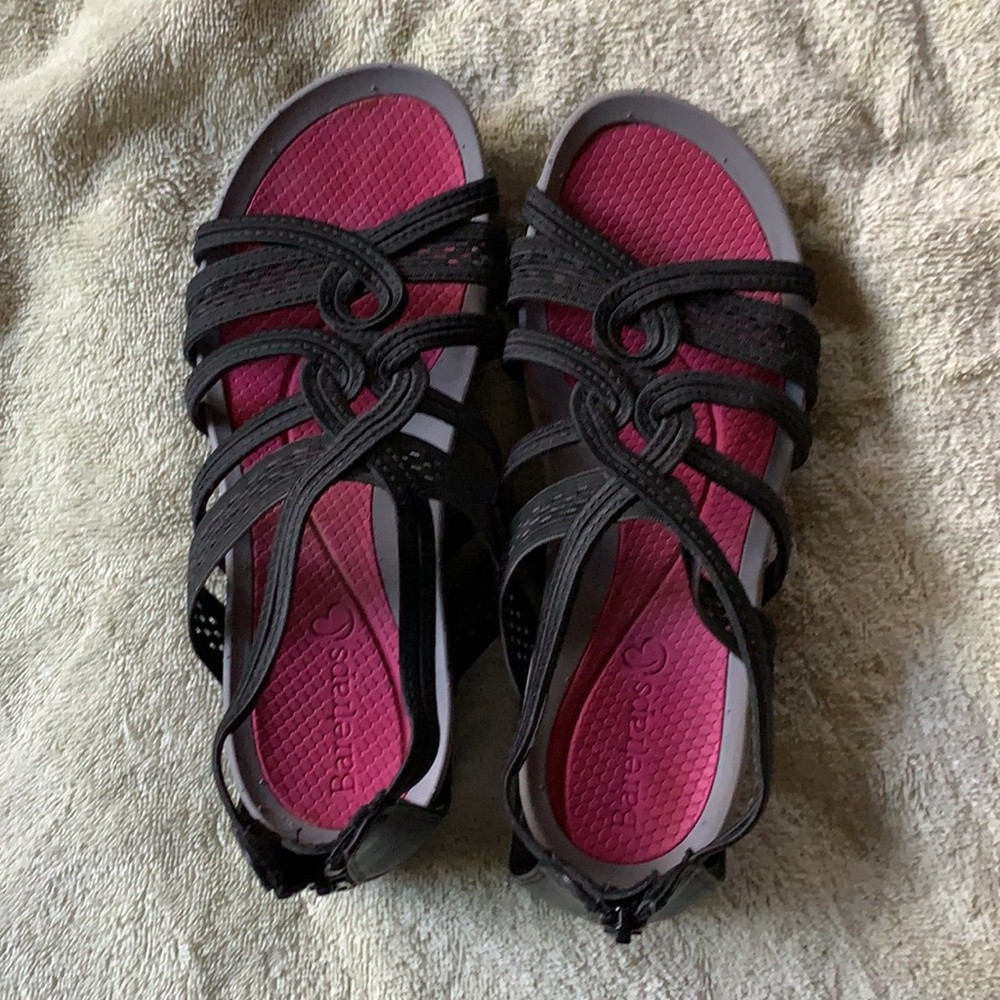 Baretraps Hiking Sandals